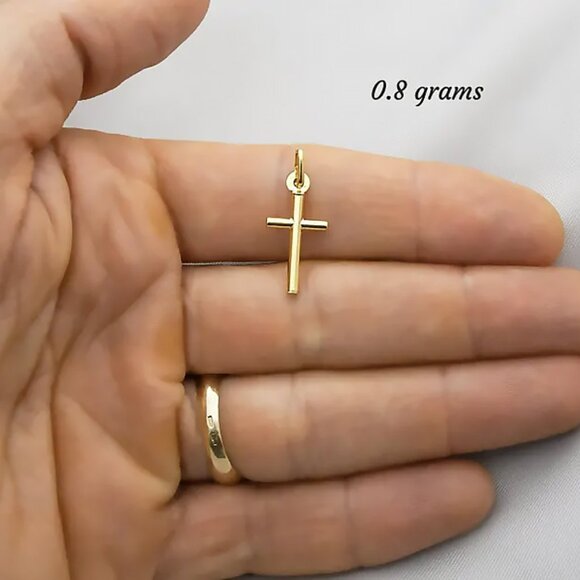 Genuine 10K Gold Cross Pendant Real Yellow Gold Stamped 10K ITALY - Picture 3 of 3